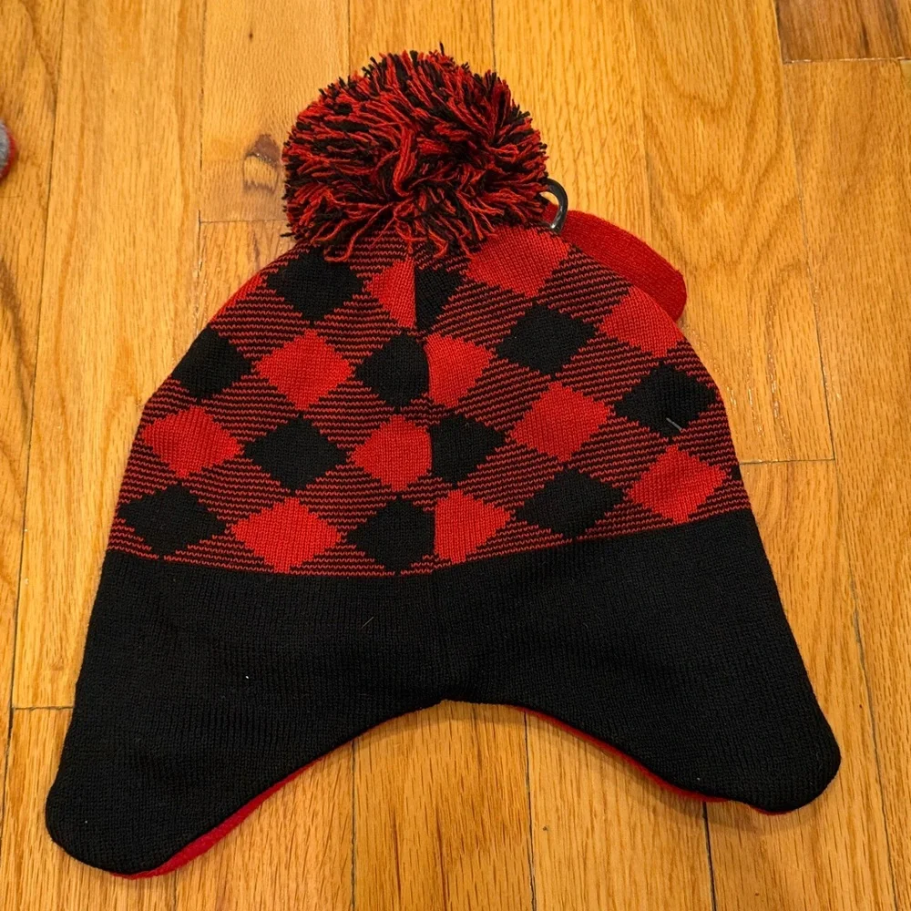 NWT Marvel Kids Red and Black Spider-Man Hat and Mittens Size OS